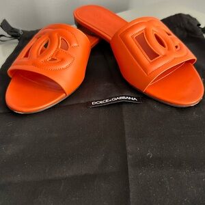 Dolce Gabbana leather slides